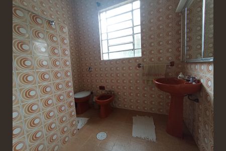 Casa de condomínio à venda com 615m², 3 quartos e 4 vagas