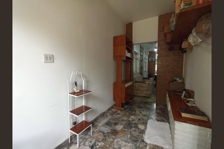 Casa de condomínio à venda com 615m², 3 quartos e 4 vagas