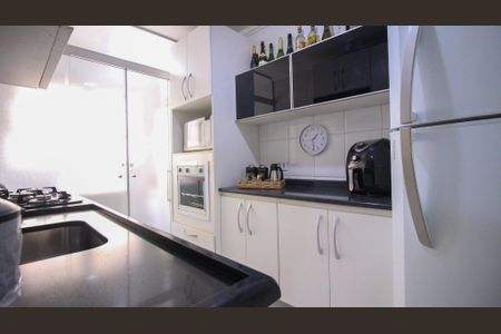 Apartamento à venda com 52m², 2 quartos e 1 vagaCozinha