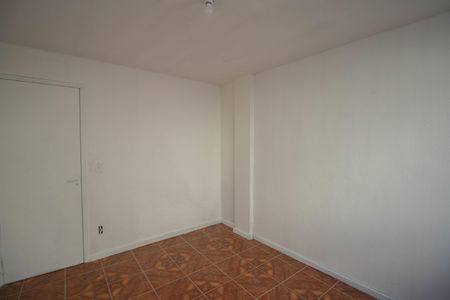 Quarto 1 de apartamento para alugar com 1 quarto, 50m² em Colubandê, São Gonçalo