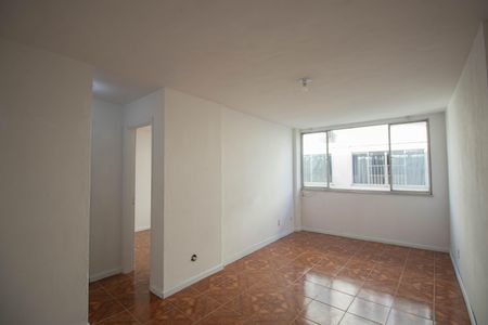 Sala de apartamento para alugar com 1 quarto, 50m² em Colubandê, São Gonçalo