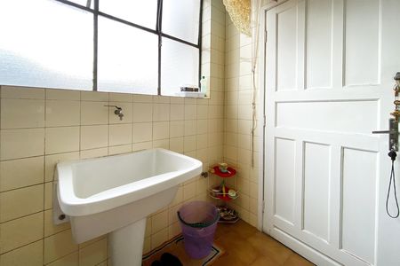 Área de Serviço de apartamento à venda com 3 quartos, 95m² em Santa Lúcia, Belo Horizonte