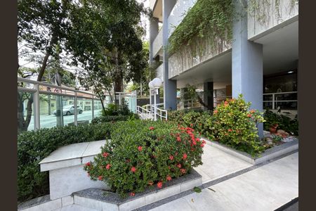 Apartamento para alugar com 80m², 2 quartos e 1 vagaÁrea comum