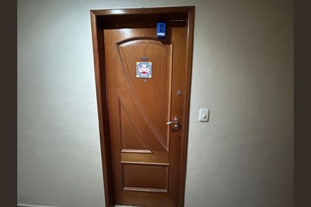 Apartamento para alugar com 80m², 2 quartos e 1 vagaLockBox