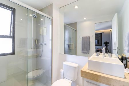 Apartamento à venda com 168m², 3 quartos e 3 vagasBanheiro da Suíte 2