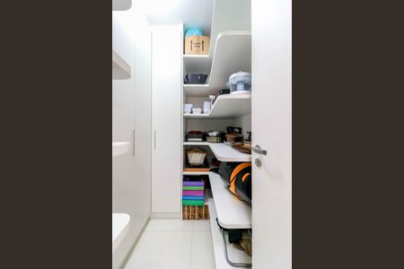 Apartamento à venda com 168m², 3 quartos e 3 vagasDespensa