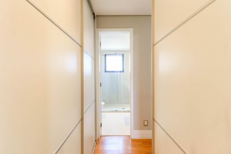 Apartamento à venda com 168m², 3 quartos e 3 vagasCloset da Suíte 1