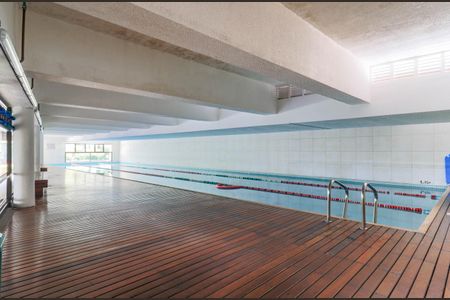 Apartamento à venda com 168m², 3 quartos e 3 vagasÁrea comum - Piscina Coberta 