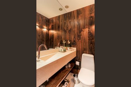 Apartamento à venda com 168m², 3 quartos e 3 vagasLavabo