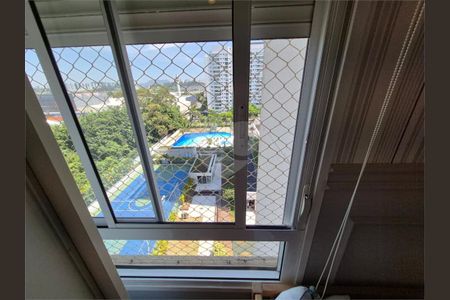 Apartamento à venda com 3 quartos, 134m² em Vila Anastácio, São Paulo