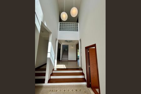 Casa à venda com 552m², 4 quartos e 6 vagas