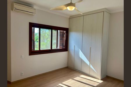 Casa à venda com 552m², 4 quartos e 6 vagas