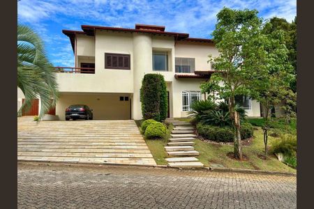 Casa à venda com 552m², 4 quartos e 6 vagas