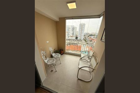 Apartamento à venda com 72m², 2 quartos e 1 vaga