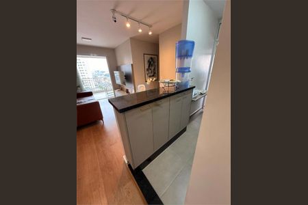 Apartamento à venda com 72m², 2 quartos e 1 vaga