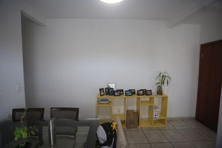 Sala de apartamento à venda com 3 quartos, 150m² em Estoril, Belo Horizonte