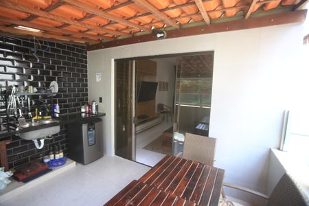 Apartamento à venda com 150m², 3 quartos e 1 vagaÁrea gourmet