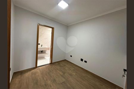 Casa à venda com 3 quartos, 160m² em Vila Carrão, São Paulo