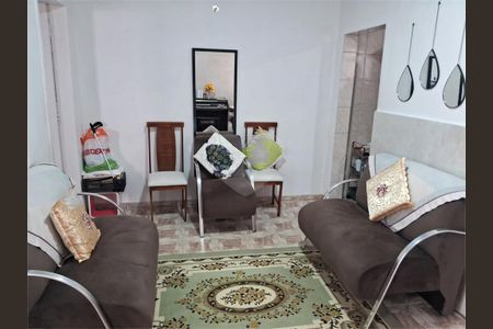 Casa à venda com 178m², 2 quartos e 1 vaga