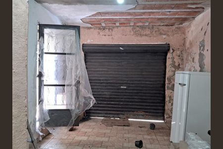 Casa à venda com 178m², 2 quartos e 1 vaga