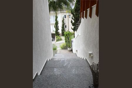 Casa à venda com 4 quartos, 450m² em Jardim Leonor Mendes de Barros, São Paulo