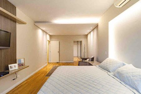 Casa à venda com 4 quartos, 350m² em Planalto Paulista, São Paulo