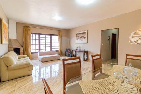 Casa à venda com 4 quartos, 457m² em Jardim Prudência, São Paulo