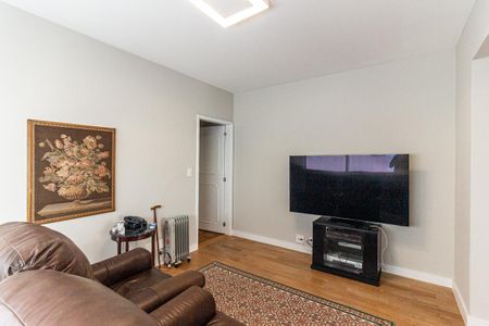 Apartamento à venda com 229m², 5 quartos e 2 vagasSala de Tv