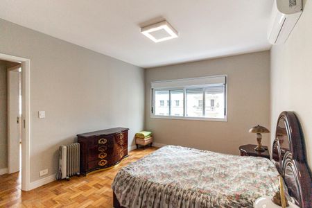 Apartamento à venda com 229m², 5 quartos e 2 vagasSuíte