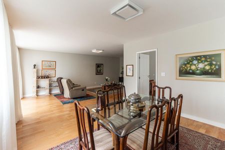 Apartamento à venda com 229m², 5 quartos e 2 vagasSala