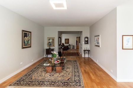 Apartamento à venda com 229m², 5 quartos e 2 vagasSala