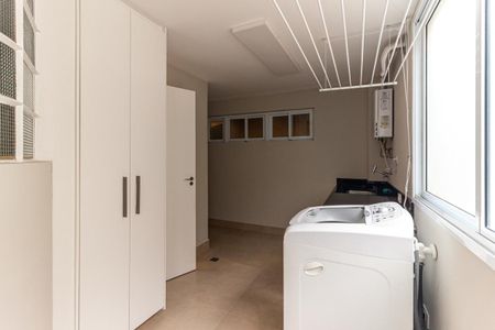 Apartamento à venda com 229m², 5 quartos e 2 vagasÁrea de Serviço