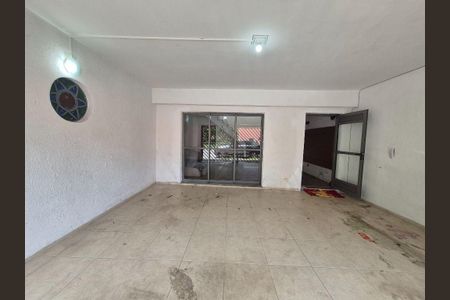 Casa à venda com 4 quartos, 164m² em Jardim Santos Dumont, São Paulo