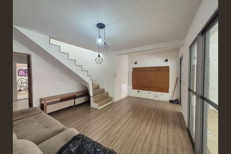 Casa à venda com 4 quartos, 164m² em Jardim Santos Dumont, São Paulo