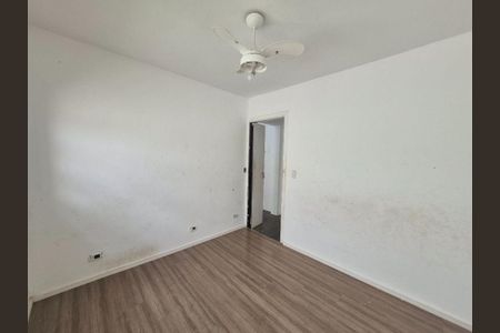 Casa à venda com 4 quartos, 164m² em Jardim Santos Dumont, São Paulo