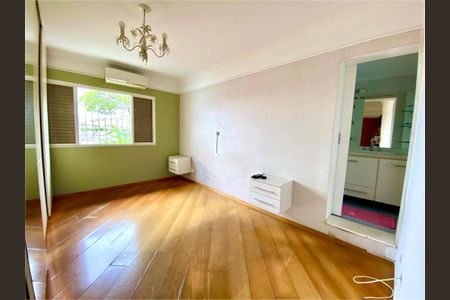 Casa à venda com 2 quartos, 240m² em Vila Metalúrgica, Santo André