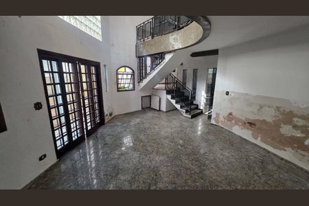 Casa à venda com 280m², 4 quartos e 4 vagas
