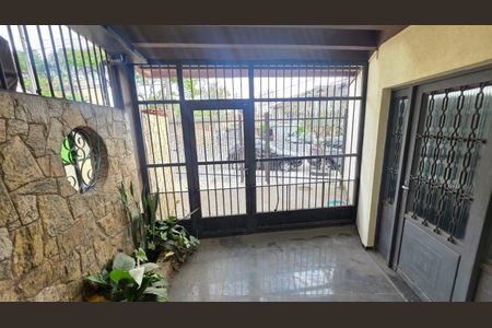 Casa à venda com 280m², 4 quartos e 4 vagas