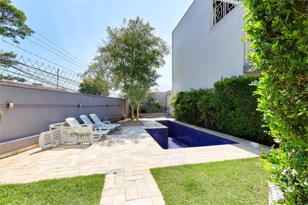 Casa à venda com 152m², 4 quartos e 2 vagas