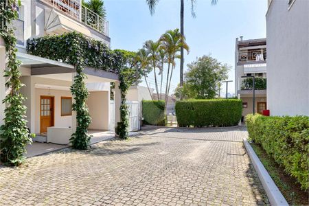 Casa à venda com 152m², 4 quartos e 2 vagas