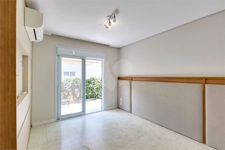 Casa à venda com 152m², 4 quartos e 2 vagas