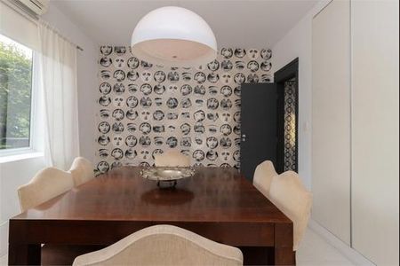 Casa à venda com 690m², 4 quartos e 8 vagas