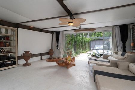 Casa à venda com 4 quartos, 690m² em Perdizes, São Paulo