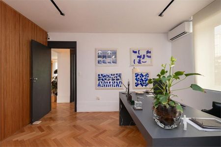 Casa à venda com 690m², 4 quartos e 8 vagas