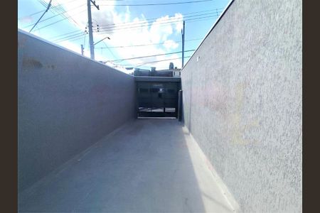 Casa à venda com 90m², 3 quartos e 2 vagas