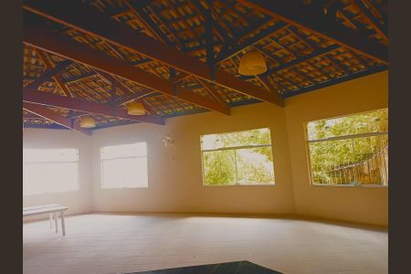 Apartamento à venda com 58m², 2 quartos e 1 vaga