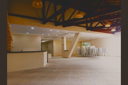 Apartamento à venda com 58m², 2 quartos e 1 vaga