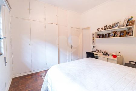 Casa à venda com 269m², 3 quartos e 5 vagas