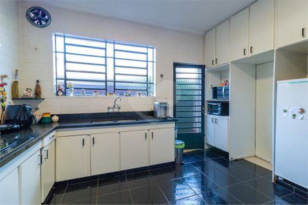 Casa à venda com 269m², 3 quartos e 5 vagas