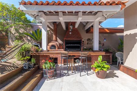 Casa à venda com 269m², 3 quartos e 5 vagas